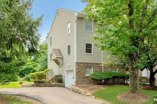 9 Brookstone Cir, Parsippany, NJ 07950 - Photo 3