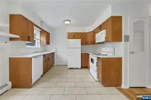 29 Rolling Ridge Road B, Montvale, NJ 07645 - Photo 9