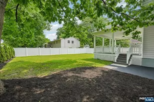 109 Prospect St, Paramus, NJ 07652 - Photo 33