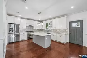 109 Prospect St, Paramus, NJ 07652 - Photo 7