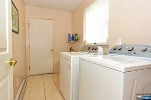 13 Bryan Ct, Wayne, NJ 07470 - Photo 15