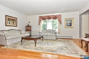 13 Bryan Ct, Wayne, NJ 07470 - Photo 7