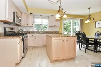 13 Bryan Court, Wayne, NJ 07470 - Photo 13