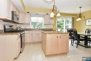 13 Bryan Ct, Wayne, NJ 07470 - Photo 13