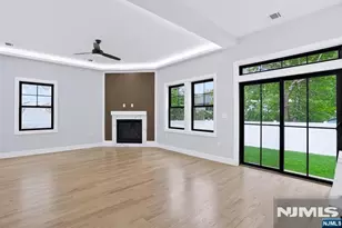 49 N Glenwood Dr, Bergenfield, NJ 07621 - Photo 21