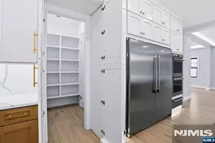 49 N Glenwood Dr, Bergenfield, NJ 07621 - Photo 17