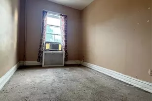 90 Spring Valley Ave, Hackensack, NJ 07601 - Photo 9