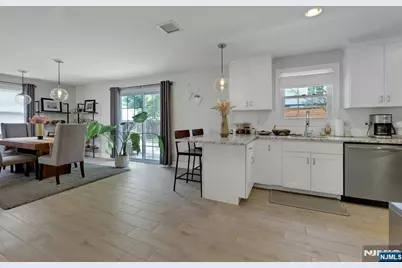 15 Lynne Avenue, Hawthorne, NJ 07506 - Photo 11