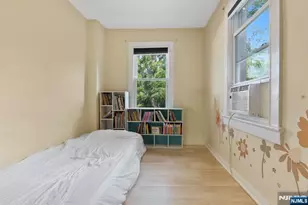 12 Dey St, Montclair, NJ 07042 - Photo 17