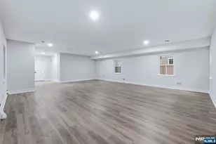219 S Burnett St, East Orange, NJ 07018 - Photo 37