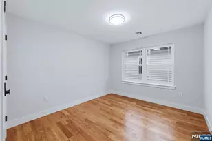 219 S Burnett St, East Orange, NJ 07018 - Photo 13