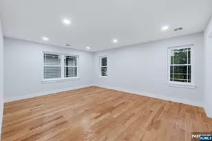 219 S Burnett St, East Orange, NJ 07018 - Photo 17