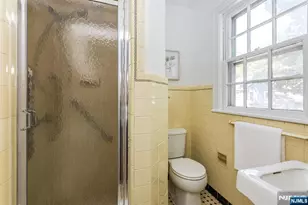 305 Mortimer Ave, Rutherford, NJ 07070 - Photo 25