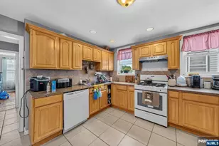 114-116 Peck Ave, Newark, NJ 07107 - Photo 7
