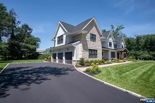 776 Comanche Lane, Franklin Lakes, NJ 07417 - Photo 3
