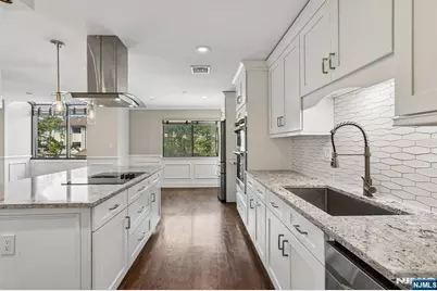 10 Wadsworth Court, Teaneck Township, NJ 07666 - Photo 21