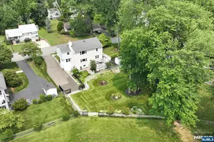 237 Woodfield Rd, Washington Township, NJ 07676 - Photo 5