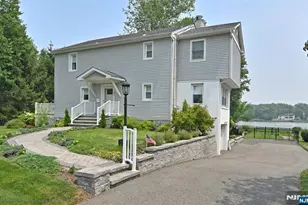 237 Woodfield Rd, Washington Township, NJ 07676 - Photo 7