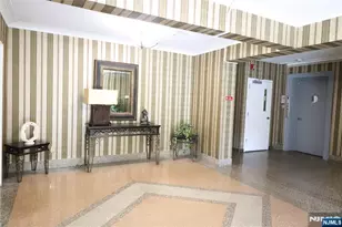 2330 Linwood Ave 3D, Fort Lee, NJ 07024 - Photo 3