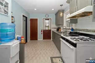 70 Paulison Ave, Ridgefield Park, NJ 07660 - Photo 7