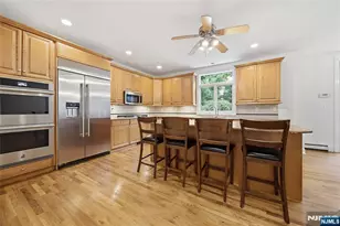 1 Concord Ct, Mahwah, NJ 07430 - Photo 11