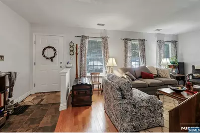 2332 Oliver Court, Mahwah, NJ 07430 - Photo 3