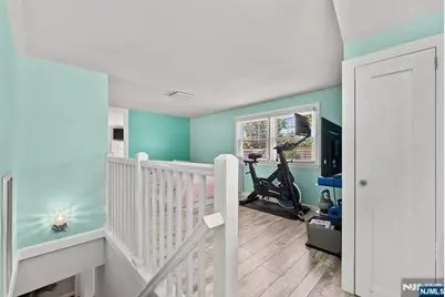 10 Dale Drive, Fairfield, NJ 07004 - Photo 21