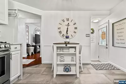 10 Dale Drive, Fairfield, NJ 07004 - Photo 19