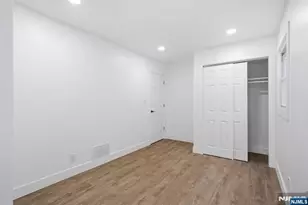 284 2nd Ave, Newark, NJ 07107 - Photo 29