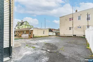 284 2nd Ave, Newark, NJ 07107 - Photo 43