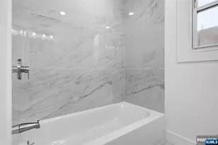 284 2nd Ave, Newark, NJ 07107 - Photo 27