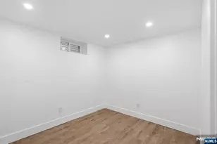 284 2nd Ave, Newark, NJ 07107 - Photo 39