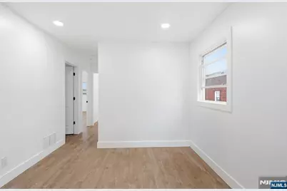 284 2nd Avenue, Newark, NJ 07107 - Photo 23