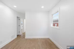 284 2nd Ave, Newark, NJ 07107 - Photo 23