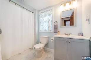 42 Otsego Rd, Verona, NJ 07044 - Photo 27