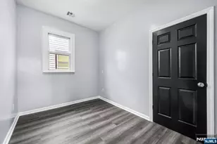 306 Ridgewood Ave, Newark, NJ 07112 - Photo 27
