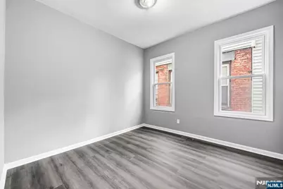 306 Ridgewood Avenue, Newark, NJ 07112 - Photo 17