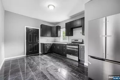 306 Ridgewood Avenue, Newark, NJ 07112 - Photo 11