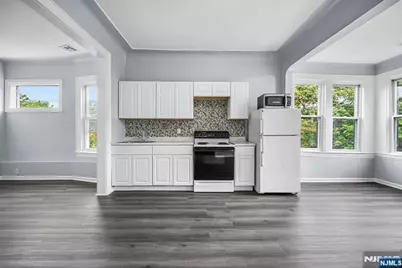 306 Ridgewood Avenue, Newark, NJ 07112 - Photo 23