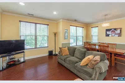 2 Station Square, Union Township, NJ 07083 - Photo 5
