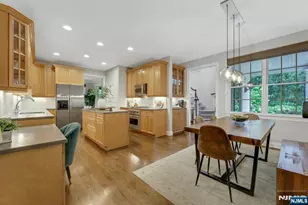 709 Fieldstone Terrace, Wyckoff Township, NJ 07481 - Photo 13