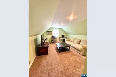 70 Byrne Street, Hackensack, NJ 07601 - Photo 13