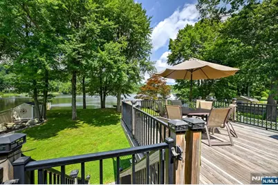 102 Tomahawk Trail, Sparta Township, NJ 07871 - Photo 25