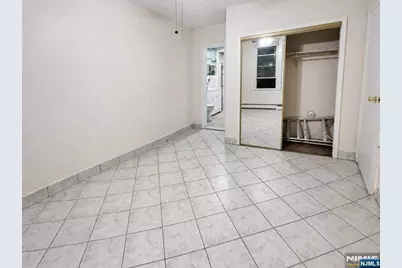 134 70th, Guttenberg, NJ 07093 - Photo 9