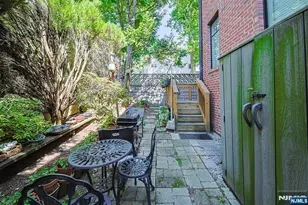 419 Stillwell B, Fort Lee, NJ 07024 - Photo 5