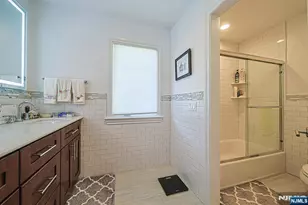 419 Stillwell B, Fort Lee, NJ 07024 - Photo 37