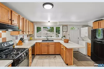 22 1st Street, North Arlington, NJ 07031 - Photo 5