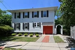145 Park Ave, Leonia, NJ 07605 - Photo 27