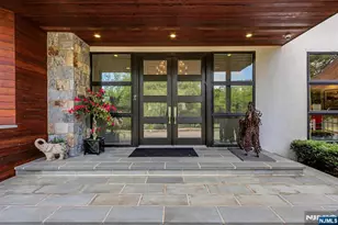 34 Warren Ln, Alpine, NJ 07620 - Photo 3