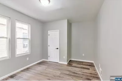 111-113 Huntington Terrace, Newark, NJ 07112 - Photo 27